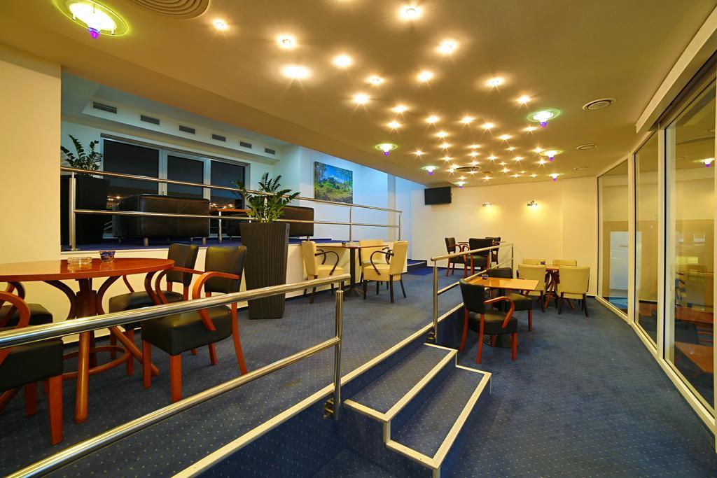 Hotel Saris Бардеёв Экстерьер фото
